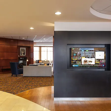 Courtyard By Marriott Chicago Schaumburg/Woodfield Mall