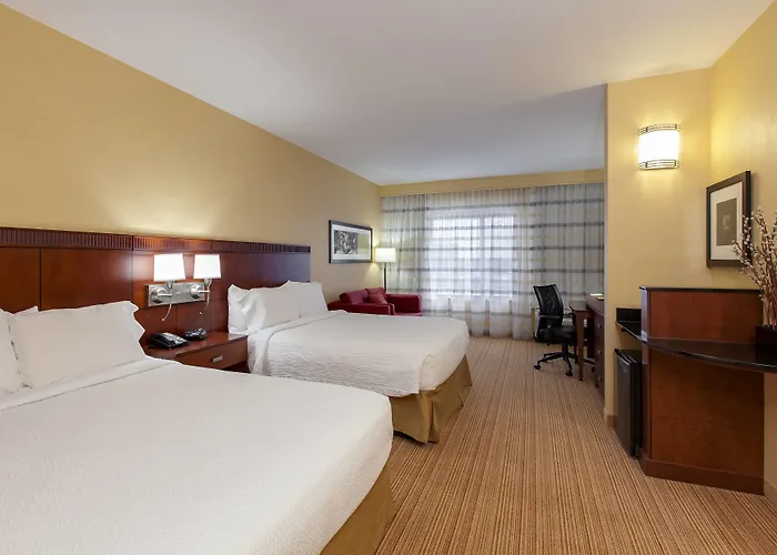 Courtyard By Marriott Chicago Schaumburg/woodfield Mall 3*