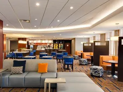 Courtyard By Marriott Chicago Schaumburg/woodfield Mall Hotel