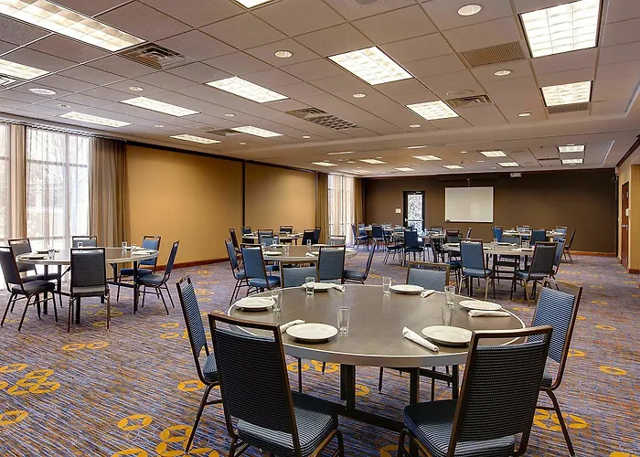 Courtyard By Marriott Chicago Schaumburg/woodfield Mall Schaumburg